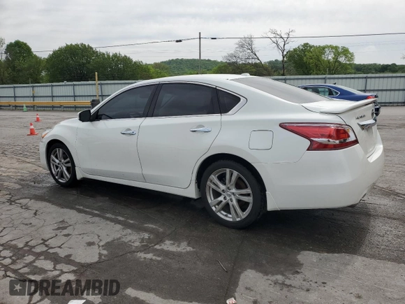 2013 Nissan Altima SV z VIN 1N4BL3AP8DN581923, wystawiony jako Copart lot #53995255 z przebiegiem 191 538 mil mil oraz Szkoda całkowita • Salvage title. Historia ofert i sprzedaży dostępna na DreamBid. Obrazek 2.