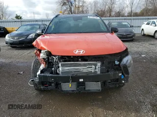 2025 Hyundai Kona Limited with VIN KM8HECA39SU193304, listed as a Copart auction lot 81146144 with 4,411 mi miles and Salvage Title. Bid and sale history available at DreamBid. Image 5.