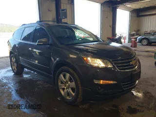 2015 Chevrolet Traverse LTZ z VIN 1GNKVJKD7FJ273012, wystawiony jako IAAI lot #42207767 z przebiegiem 61 162 mil mil oraz . Historia ofert i sprzedaży dostępna na DreamBid. Obrazek 1.
