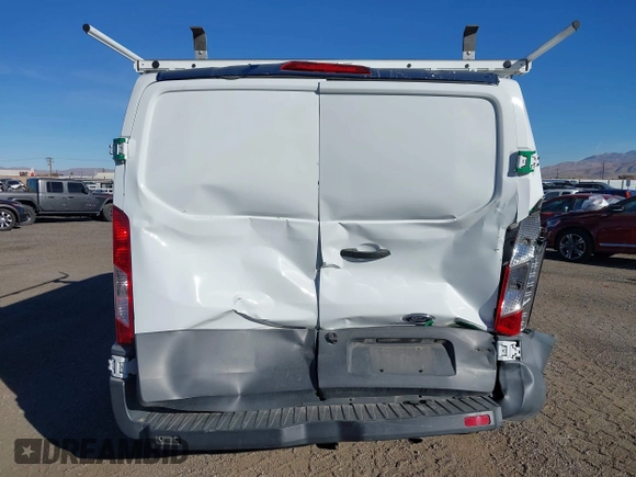 2016 Ford Transit Cargo z VIN 1FTYE1YM2GKB18602, wystawiony jako IAAI lot #41091180 z przebiegiem 143 262 mil mil oraz . Historia ofert i sprzedaży dostępna na DreamBid. Obrazek 16.