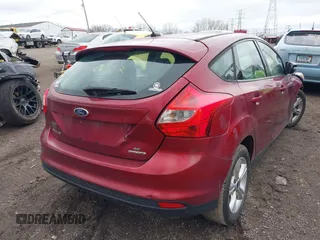 2013 Ford Focus SE with VIN 1FADP3K26DL275329, listed as a IAAI auction lot 41922232 with 86,211 mi miles and . Bid and sale history available at carsss.com. Image 4.
