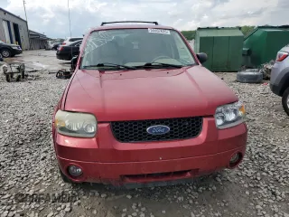 2005 Ford Escape Limited with VIN 1FMYU04165KA33277, listed as a Copart auction lot 54407625 with 217,317 mi miles and Salvage title. Bid and sale history available at DreamBid. Image 5.