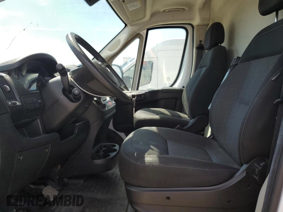 2019 Ram ProMaster Cargo with VIN 3C6TRVDG4KE543649, listed as a Copart auction lot 53811635 with 233,230 mi miles and Clean Title. Bid and sale history available at DreamBid. Image 7.