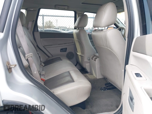 2006 Jeep Grand Cherokee Limited with VIN 1J4HR58N26C184901, listed as a IAAI auction lot 41944409 with 145,097 mi miles. Bid and sale history available at carsss.com. Image 8.