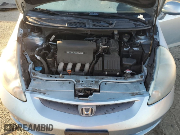 2007 Honda Fit с VIN JHMGD37457S061645, выставлен на аукционе Copart как лот 42045025 с пробегом 168 337 миль миль и Списание • Salvage title. История ставок и продаж доступна на DreamBid. Изображение 13.