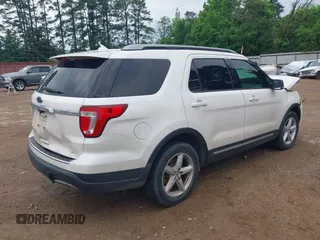 2018 Ford Explorer XLT with VIN 1FM5K7D82JGA54896, listed as a IAAI auction lot 42105397 with Not provided miles and . Bid and sale history available at DreamBid. Image 4.