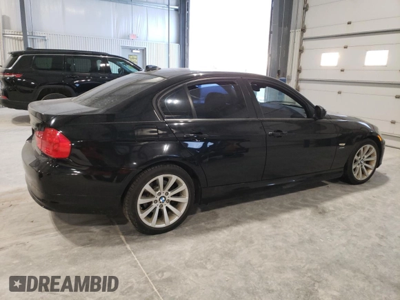 2011 BMW 3 Series 328i xDrive with VIN WBAPK7G52BNN70250, listed as a Copart auction lot 83907574 with 196,178 mi miles and Clean Title. Bid and sale history available at carsss.com. Image 3.
