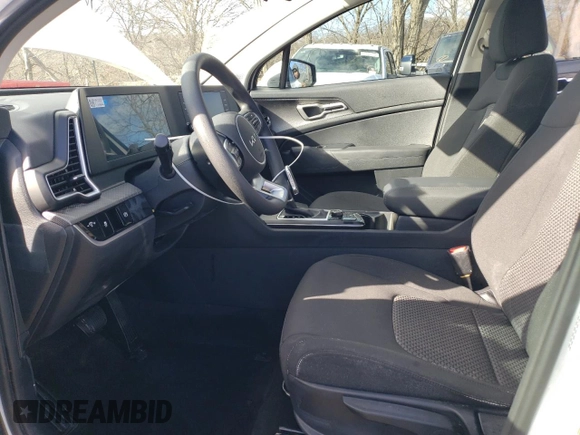 2025 Kia Sportage LX with VIN KNDPU3DF8S7337416, listed as a Copart auction lot 42972155 with 0 mi miles and Salvage Title. Bid and sale history available at carsss.com. Image 7.