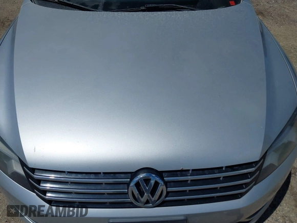 2013 Volkswagen Passat SE with VIN 1VWBN7A3XDC072918, listed as a IAAI auction lot 42381396 with 180,103 mi miles and . Bid and sale history available at DreamBid. Image 6.