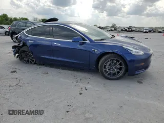 2020 Tesla Model 3 Standard Range Plus z VIN 5YJ3E1EA0LF631066, wystawiony jako Copart lot #54430555 z przebiegiem 94 650 mil mil oraz Szkoda całkowita • Salvage title. Historia ofert i sprzedaży dostępna na DreamBid. Obrazek 4.
