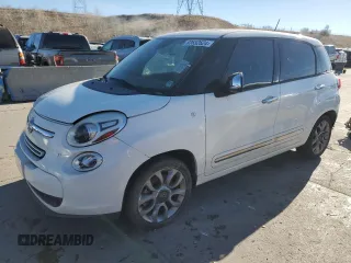 2014 FIAT 500L Lounge with VIN ZFBCFACH5EZ017403, listed as a Copart auction lot 83652624 with 30,905 mi miles and Clean Title. Bid and sale history available at DreamBid. Image 1.
