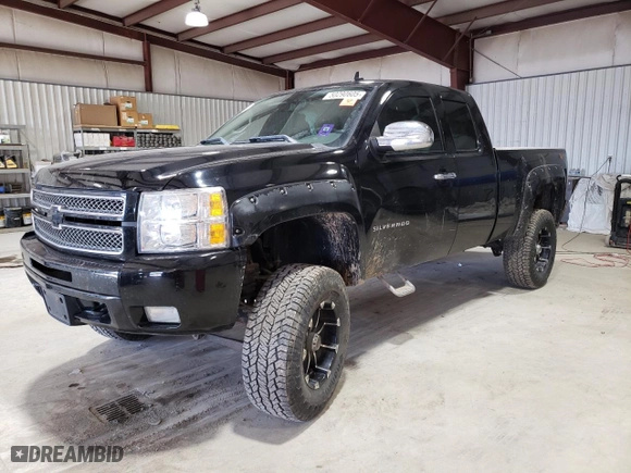 2012 Chevrolet Silverado 1500 LT with VIN 1GCRKSE76CZ317431, listed as a Copart auction lot 50290605 with 182,472 mi miles and Salvage Title. Bid and sale history available at carsss.com. Image 1.