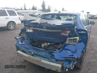 2019 Nissan Sentra S z VIN 3N1AB7AP3KY358451, wystawiony jako IAAI lot #41960388 z przebiegiem 129 478 mil mil oraz . Historia ofert i sprzedaży dostępna na DreamBid. Obrazek 6.