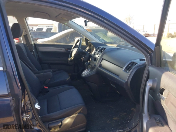 2008 Honda CR-V LX with VIN JHLRE38388C004786, listed as a IAAI auction lot 41664654 with 163,141 mi miles. Bid and sale history available at carsss.com. Image 5.