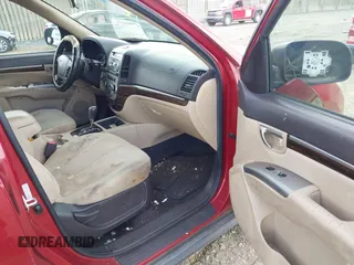 2011 Hyundai Santa Fe GLS z VIN 5XYZG3AB8BG047682, wystawiony jako IAAI lot #42199983 z przebiegiem 246 686 mil mil oraz . Historia ofert i sprzedaży dostępna na DreamBid. Obrazek 5.