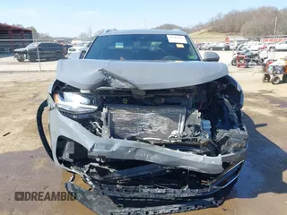 2023 Volkswagen Atlas SEL Premium R-Line с VIN 1V2FE2CA6PC206412, выставлен на аукционе IAAI как лот 41801027 с пробегом 64 898 миль миль и . История ставок и продаж доступна на DreamBid. Изображение 13.