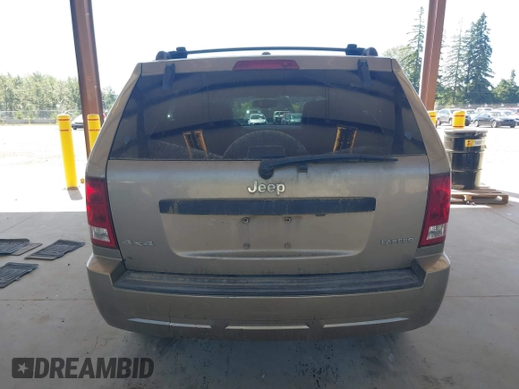 2005 Jeep Grand Cherokee Laredo with VIN 1J4GR48K05C619957, listed as a IAAI auction lot 42626093 with 279,017 mi miles and . Bid and sale history available at DreamBid. Image 16.