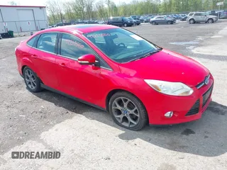 2013 Ford Focus SE z VIN 1FADP3F27DL227588, wystawiony jako IAAI lot #42210560 z przebiegiem 248 185 mil mil oraz . Historia ofert i sprzedaży dostępna na DreamBid. Obrazek 1.