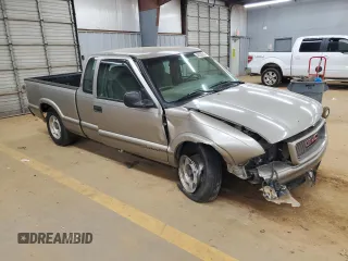 1998 GMC Sonoma SLS with VIN 1GTCS1943W8520982, listed as a Copart auction lot 48259045 with 218,811 mi miles and Salvage Title. Bid and sale history available at carsss.com. Image 4.