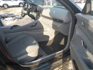 2023 Hyundai Elantra SEL z VIN KMHLS4AG2PU544539, wystawiony jako IAAI lot #41614190 z przebiegiem 4 128 mil mil oraz . Historia ofert i sprzedaży dostępna na DreamBid. Obrazek 5.