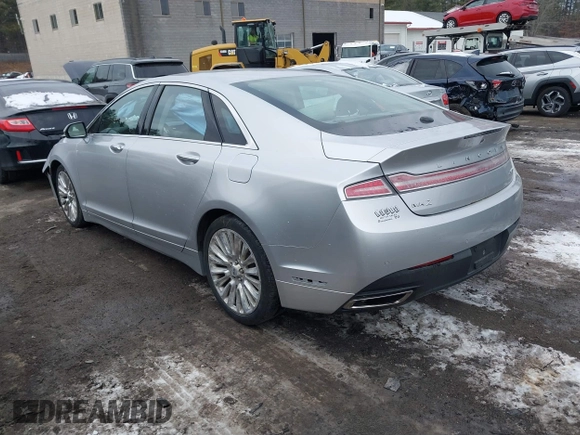 2013 Lincoln MKZ with VIN 3LN6L2J96DR800877, listed as a IAAI auction lot 41256557 with 125,584 mi miles. Bid and sale history available at carsss.com. Image 3.