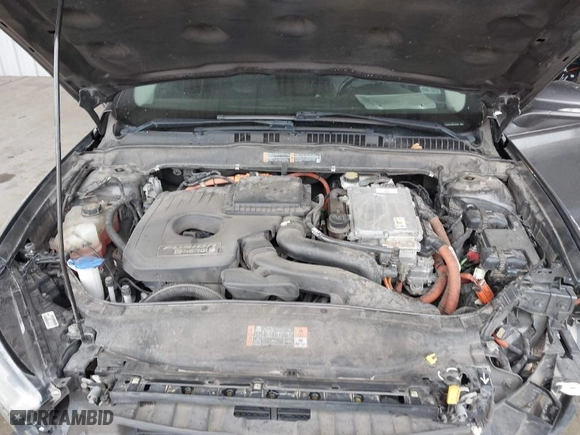 2016 Ford Fusion Energi Titanium with VIN 3FA6P0SU9GR103245, listed as a IAAI auction lot 41888435 with 123,975 mi miles. Bid and sale history available at carsss.com. Image 10.