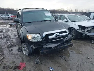 2007 Toyota 4Runner SR5 with VIN JTEBU14R770118077, listed as a IAAI auction lot 41715177 with 184,074 mi miles. Bid and sale history available at carsss.com. Image 6.
