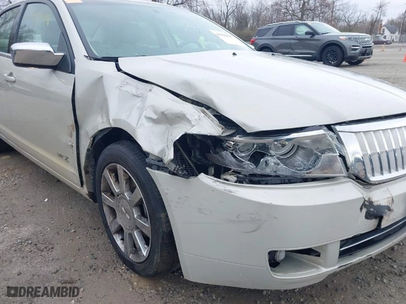 2007 Lincoln MKZ with VIN 3LNHM28T67R620942, listed as a IAAI auction lot 41929687 with 123,508 mi miles. Bid and sale history available at carsss.com. Image 6.