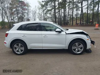 2018 Audi Q5 Premium Plus with VIN WA1BNAFY6J2080465, listed as a IAAI auction lot 41941203 with 79,724 mi miles. Bid and sale history available at carsss.com. Image 13.