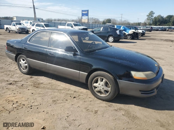 1996 Lexus ES 300 with VIN JT8BF12G6T0159907, listed as a Copart auction lot 45087525 with 259,414 mi miles and Salvage Title. Bid and sale history available at carsss.com. Image 4.