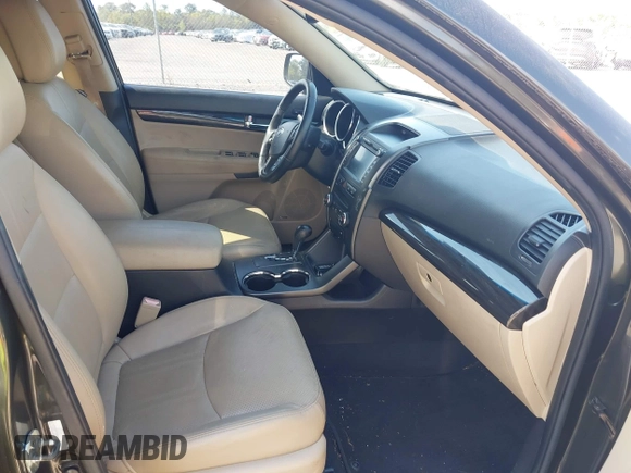 2012 Kia Sorento EX with VIN 5XYKU4A66CG254303, listed as a IAAI auction lot 41905974 with 135,934 mi miles. Bid and sale history available at carsss.com. Image 5.