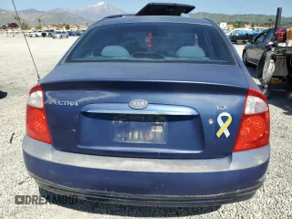 2004 Kia Spectra LX with VIN KNAFE122845046827, listed as a Copart auction lot 52262575 with 91,786 mi miles and Clean Title. Bid and sale history available at carsss.com. Image 6.