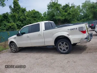 2009 Ford F-150 XL z VIN 1FTPW14V19FB19582, wystawiony jako IAAI lot #42354741 z przebiegiem 132 074 mil mil oraz . Historia ofert i sprzedaży dostępna na DreamBid. Obrazek 14.