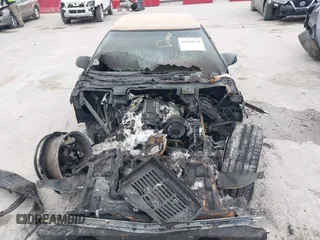 1994 Chevrolet Corvette z VIN 1G1YY32PXR5119898, wystawiony jako IAAI lot #41524375 z przebiegiem Nie podano mil oraz . Historia ofert i sprzedaży dostępna na DreamBid. Obrazek 6.