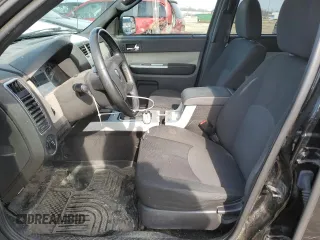 2010 Mercury Mariner with VIN 4M2CN8BG5AKJ06256, listed as a Copart auction lot 48953235 with 145,958 mi miles and Clean title. Bid and sale history available at DreamBid. Image 7.