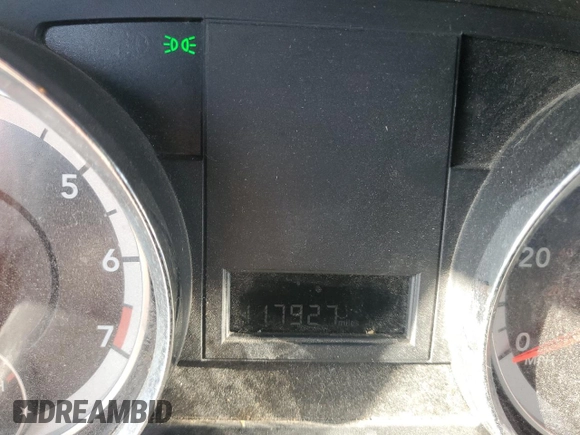 2018 Dodge Grand Caravan SXT with VIN 2C4RDGCG3JR300782, listed as a Copart auction lot 44766735 with 117,927 mi miles and Salvage Title. Bid and sale history available at DreamBid. Image 9.