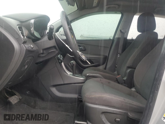 2021 Chevrolet Trax LS with VIN KL7CJKSB5MB303478, listed as a Copart auction lot 51771965 with 28,615 mi miles and Salvage Title. Bid and sale history available at carsss.com. Image 7.
