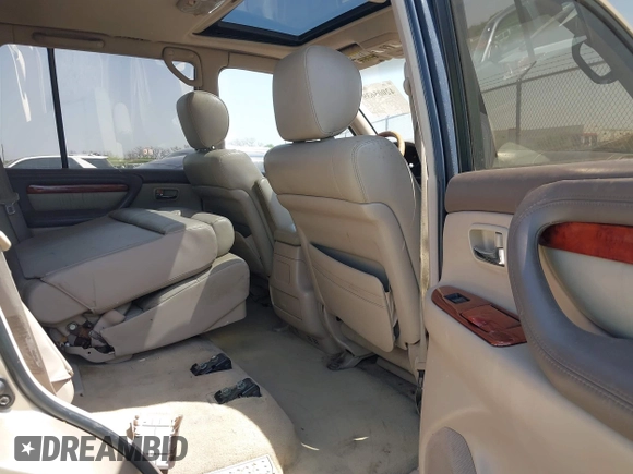 2001 Lexus LX 470 with VIN JTJHT00W613510736, listed as a IAAI auction lot 42005639 with 274,227 mi miles and . Bid and sale history available at carsss.com. Image 8.
