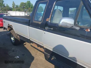 1996 Ford F-150 with VIN 1FTEX14H0TKA49456, listed as a IAAI auction lot 42689128 with 243,331 mi miles and . Bid and sale history available at DreamBid. Image 12.