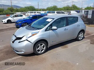 2015 Nissan LEAF S z VIN 1N4AZ0CP5FC307440, wystawiony jako IAAI lot #41940583 z przebiegiem 60 727 mil mil oraz . Historia ofert i sprzedaży dostępna na DreamBid. Obrazek 17.