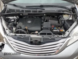 2017 Toyota Sienna XLE Auto Access Seat с VIN 5TDYZ3DC2HS895241, выставлен на аукционе Copart как лот 57505945 с пробегом 178 331 миль миль и Списание • Salvage title. История ставок и продаж доступна на DreamBid. Изображение 12.