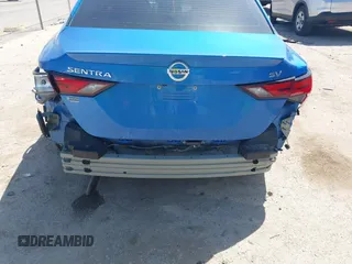 2021 Nissan Sentra SV z VIN 3N1AB8CV5MY266567, wystawiony jako IAAI lot #42014500 z przebiegiem 70 588 mil mil oraz . Historia ofert i sprzedaży dostępna na DreamBid. Obrazek 6.