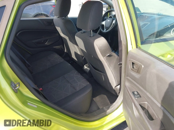 2011 Ford Fiesta SE z VIN 3FADP4BJ3BM181711, wystawiony jako IAAI lot #42492104 z przebiegiem 102 667 mil mil oraz . Historia ofert i sprzedaży dostępna na DreamBid. Obrazek 8.