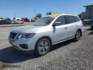 2020 Nissan Pathfinder S with VIN 5N1DR2AN0LC637868, listed as a Copart auction lot 52652525 with 134,045 mi miles and Clean Title. Bid and sale history available at carsss.com. Image 1.
