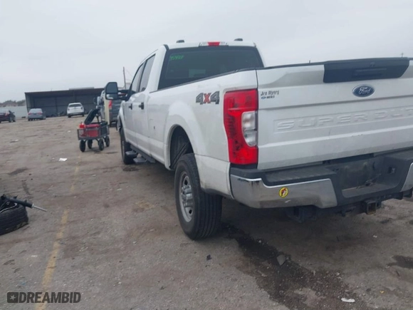 2020 Ford Super Duty F-250 SRW XL with VIN 1FT7W2B66LEE74858, listed as a IAAI auction lot 41453320 with 152,935 mi miles. Bid and sale history available at carsss.com. Image 3.
