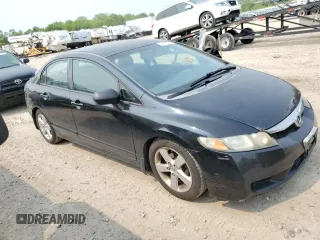 2009 Honda Civic LX-S z VIN 2HGFA16669H331863, wystawiony jako Copart lot #59467775 z przebiegiem 218 051 mil mil oraz Czysty tytuł • Clean title. Historia ofert i sprzedaży dostępna na DreamBid. Obrazek 4.