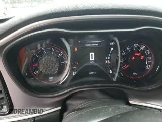 2020 Dodge Challenger SXT with VIN 2C3CDZAG8LH176915, listed as a Copart auction lot 50257645 with 43,787 mi miles and Salvage Title. Bid and sale history available at DreamBid. Image 9.