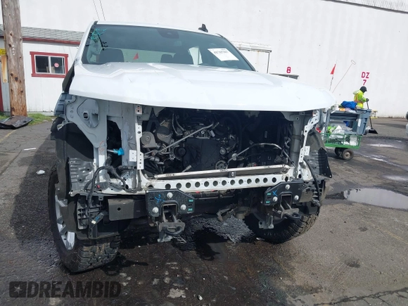2023 Chevrolet Silverado 1500 LT with VIN 3GCUDDE83PG248745, listed as a IAAI auction lot 41765367 with 31,256 mi miles. Bid and sale history available at carsss.com. Image 6.