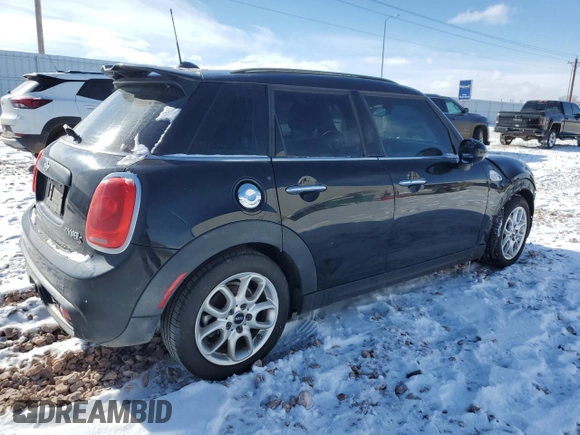 2016 MINI Hardtop 4 Door S with VIN WMWXU3C53G2B62859, listed as a Copart auction lot 43968975 with 92,412 mi miles and Salvage title. Bid and sale history available at DreamBid. Image 3.