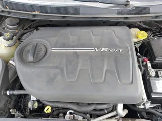 2016 Chrysler 200 S with VIN 1C3CCCBG7GN122548, listed as a IAAI auction lot 41844217 with 127,546 mi miles. Bid and sale history available at carsss.com. Image 10.